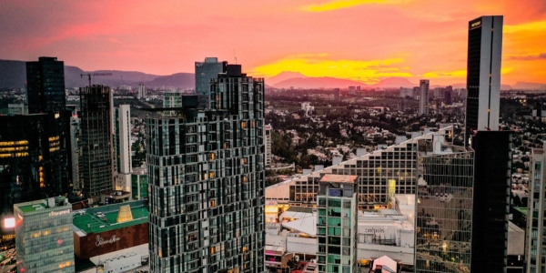 CDMX reduce vacancia de oficinas a 17.2% en medio de mayor demanda