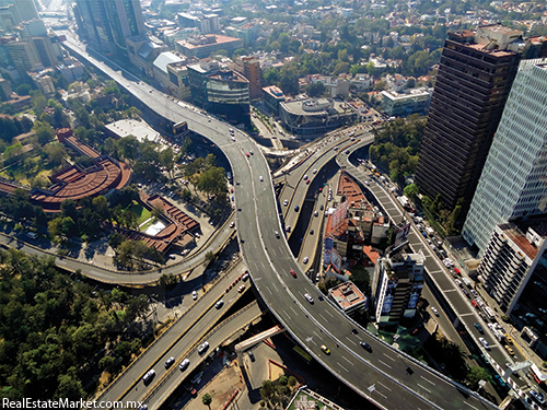 Autopista Urbana Norte-México.