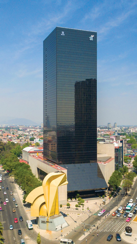 Torre del caballito, en el corredor Reforma.