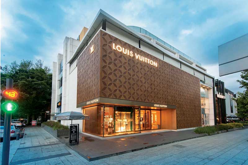 Real Estate Market &amp;amp;amp;amp; Lifestyle,Real Estate,Polanco,El corazón de la exclusividad, Louis Vuitton en Masaryk. Las flagships ofrecen interiores que generan experiencias al cliente.