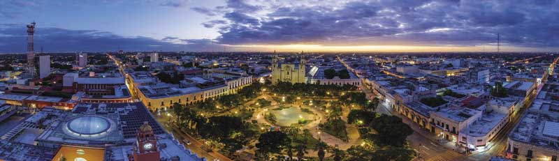 Real Estate Market &amp; Lifestyle,Real Estate,Mérida,Yucatán,Inversión,Polo de desarrollo e inversión, Yucatán, Panorámica, amanecer en Mérida.