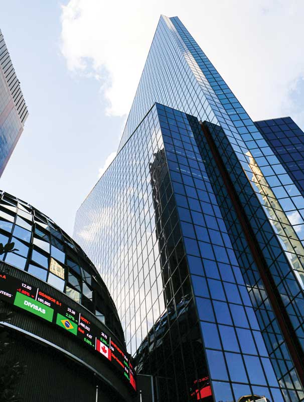 Real Estate Market &amp; Lifestyle,Real Estate,Real Estate México,60 años de Inbursa,Grupo Financiero Inbursa,Inbursa,Ing Carlos Slim,Marco Antonio Slim,Grupo Carso, 1990 Se inauguró el Centro Bursátil sobre Paseo de la Reforma, símbolo de la modernización financiera. 