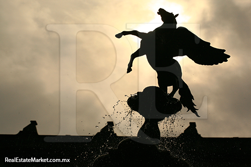 Escultura Pegaso