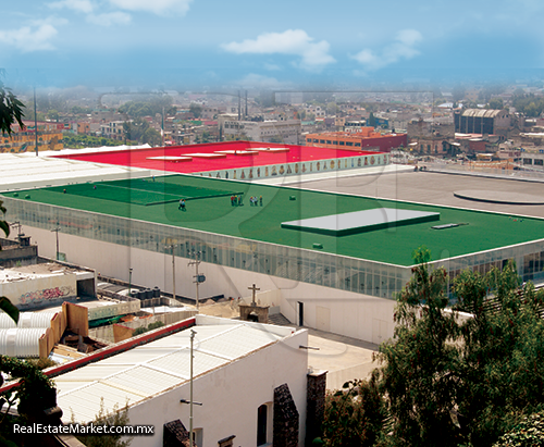 Vista lateral del Centro de Evangelización.