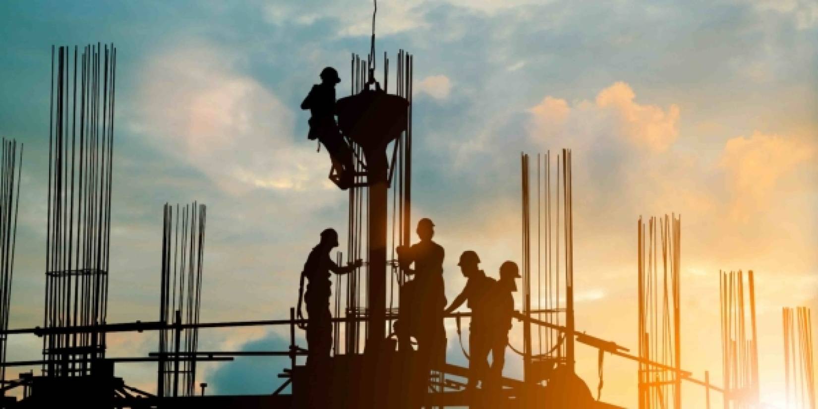 Construcción se estanca en 1T25: Edificación crece, pero obra se hunde