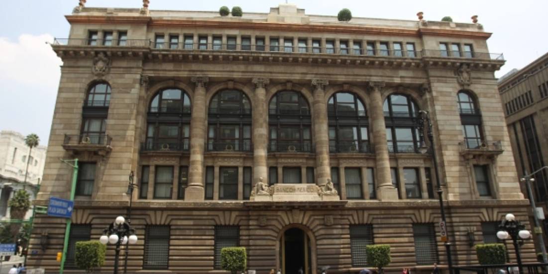 Banxico baja la tasa de interés a 8.50% y anticipa nuevos recortes