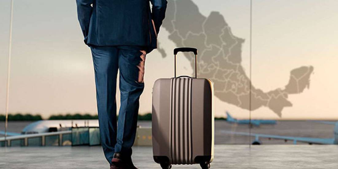 Caída del turismo internacional afecta tráfico de aeropuertos en mayo