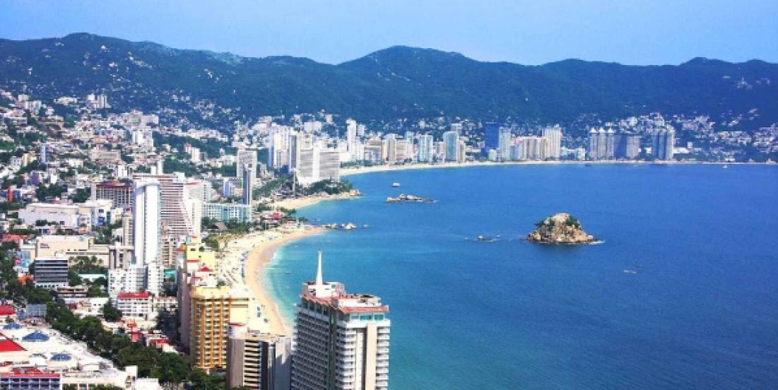 Aumenta llegada de turistas a México, pero cae el gasto promedio