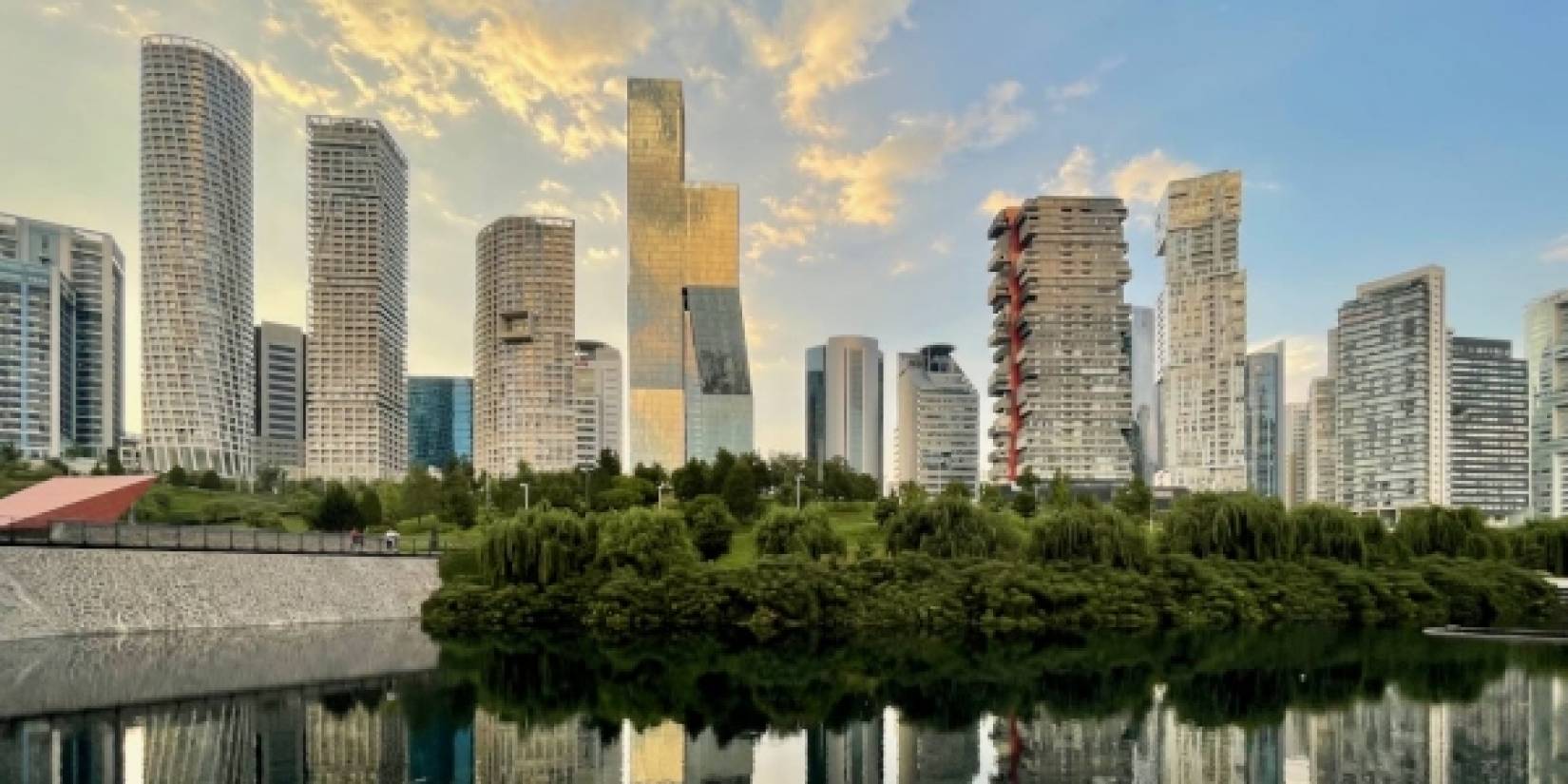 Mercado corporativo de CDMX duplica demanda de oficinas al cierre del 3T25