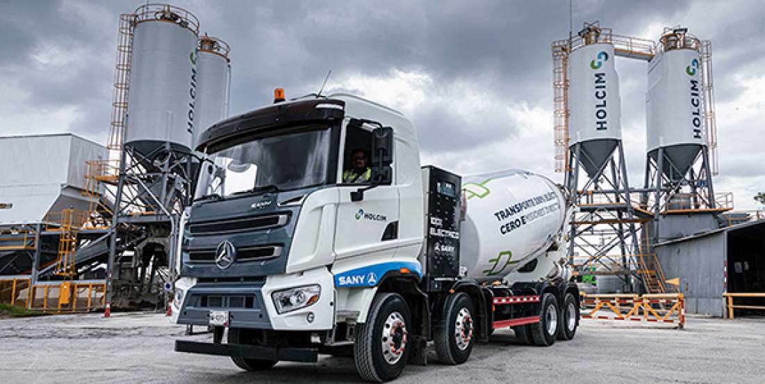 Holcim inaugura la primera planta de concreto 100% eléctrica en México