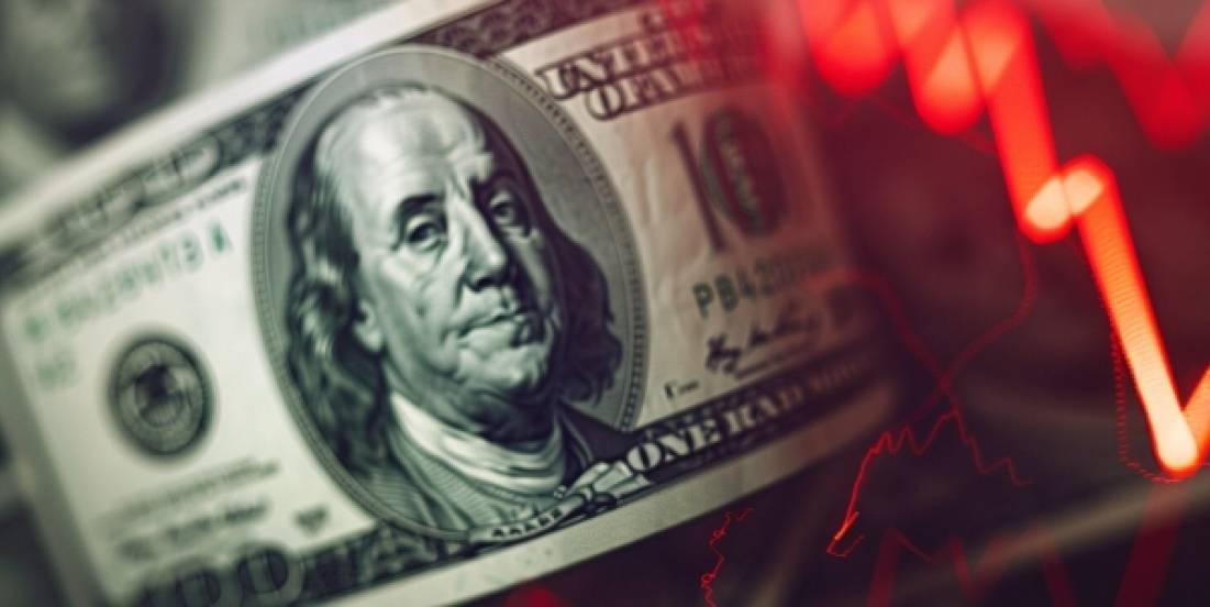 El peso toma impulso mientras el dólar cae por quinta sesión