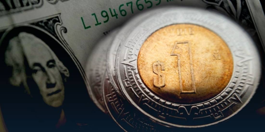 El peso gana 3.04% en enero: debilidad del dólar y carry trade lo impulsan