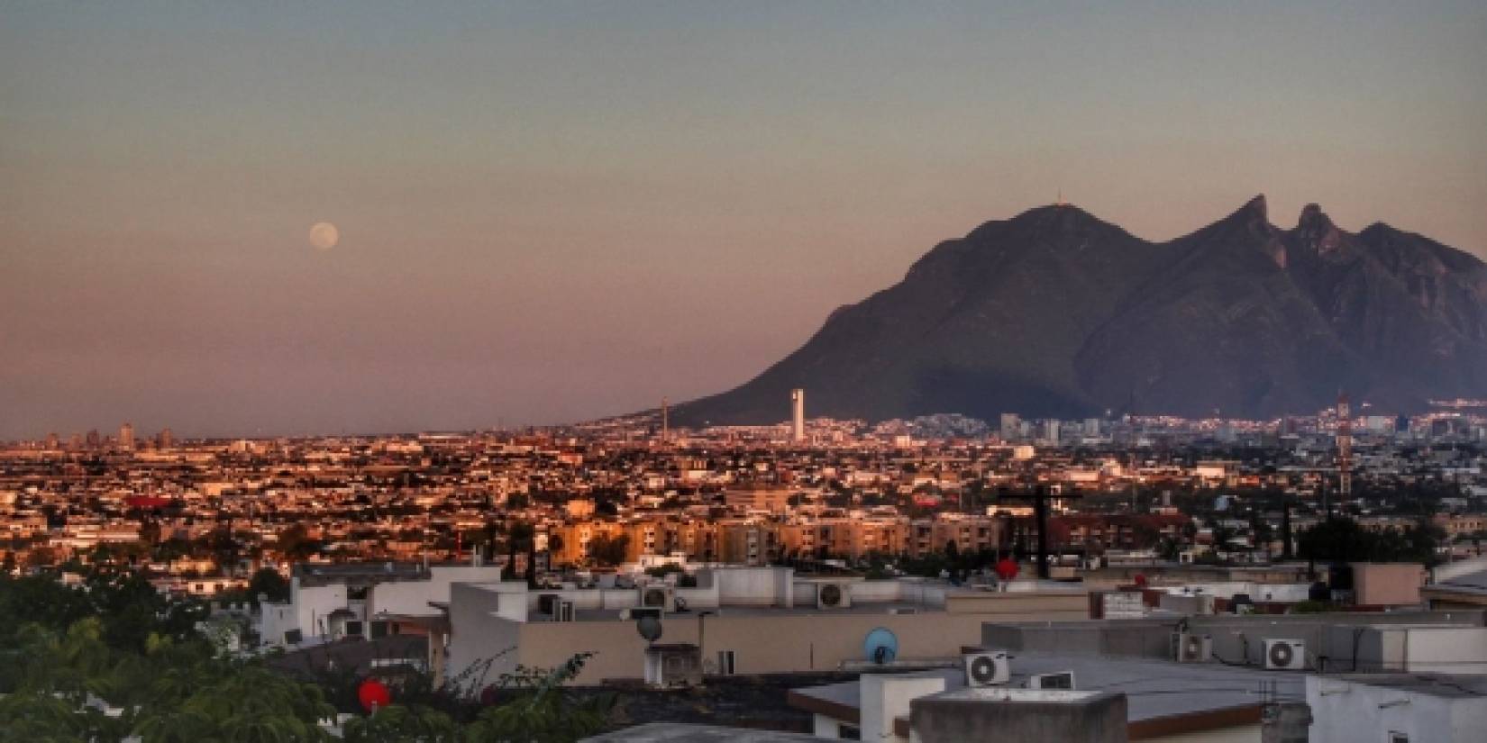 Inversión eléctrica de 8,884 mdp acompañará crecimiento industrial de NL
