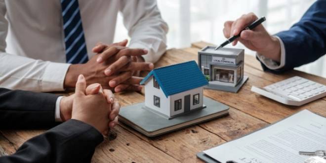 Bienes raíces comerciales y residenciales: diferencias clave para invertir